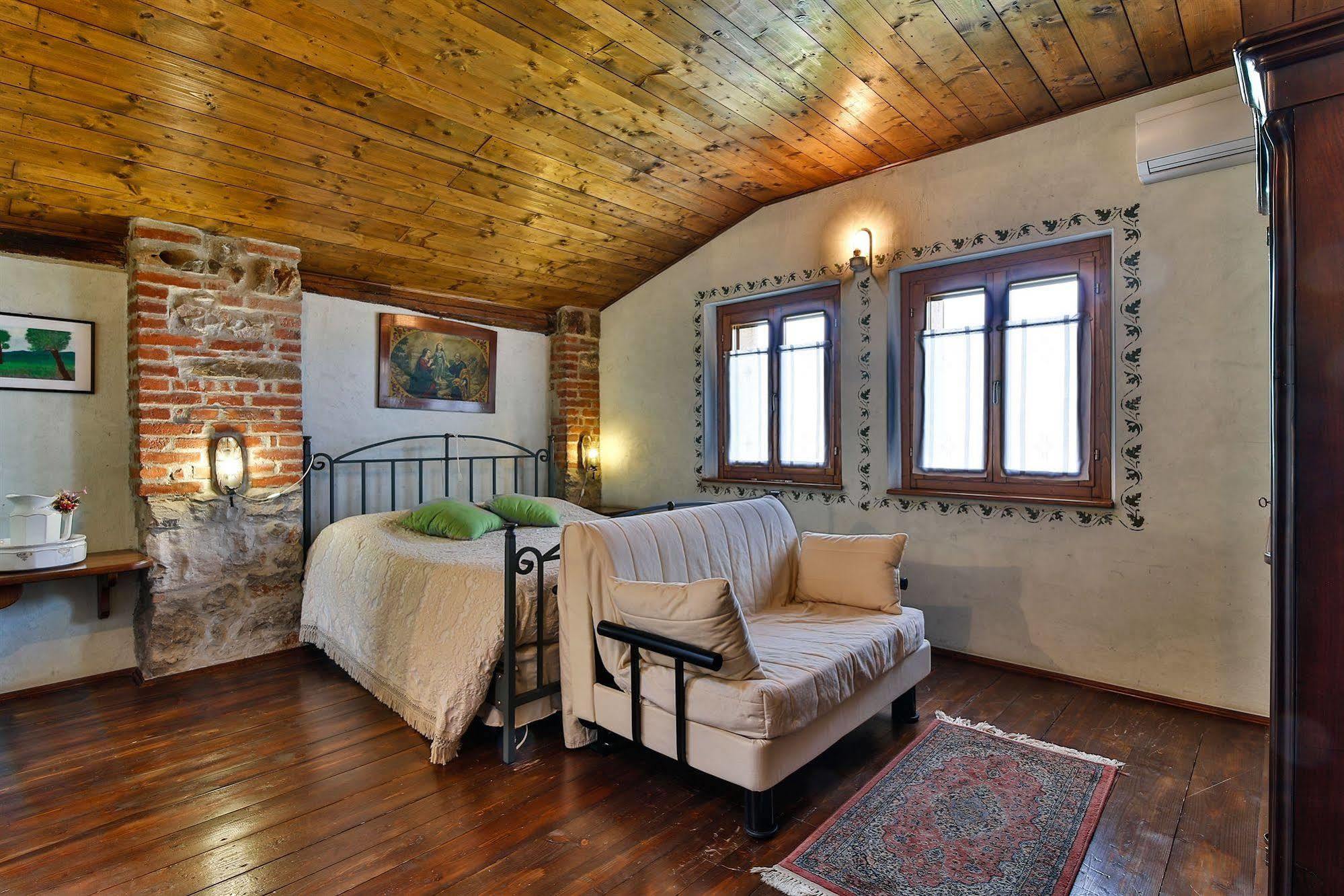 Agriturismo Borg Da Ocjs Medea Extérieur photo